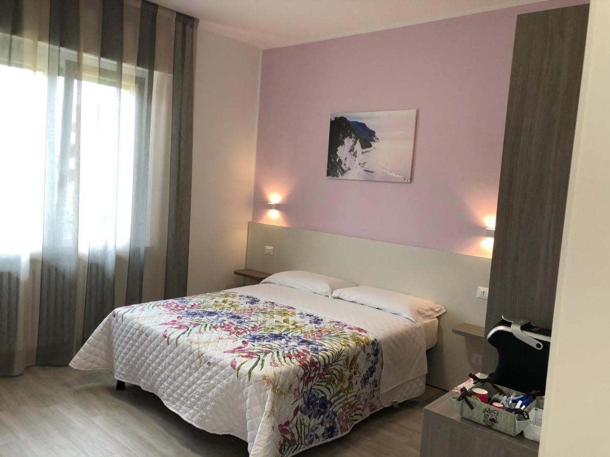 Nel Conero Affittacamere Numana Bagian luar foto