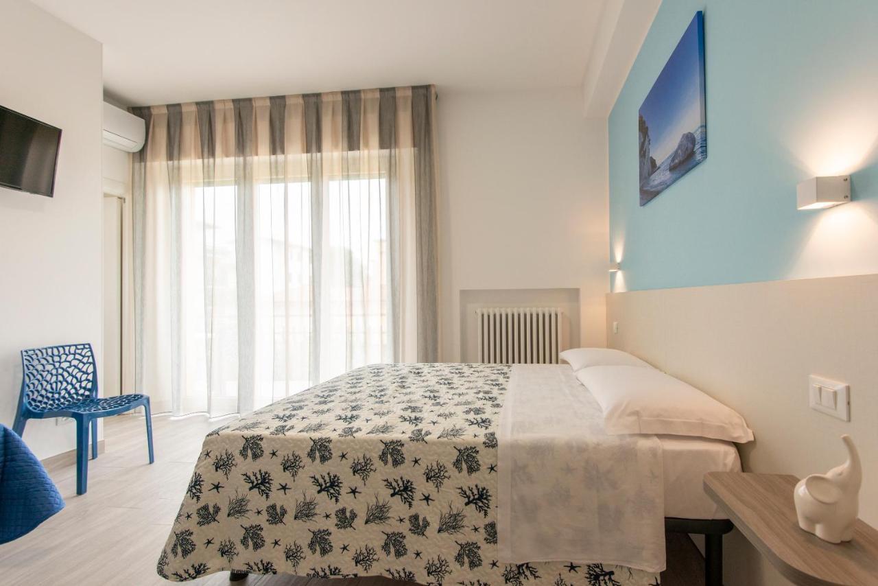 Nel Conero Affittacamere Numana Bagian luar foto